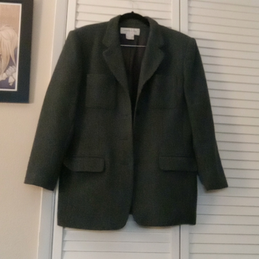 Tailored wool blazer